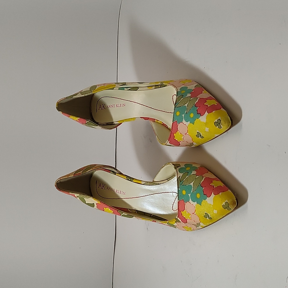 AK ANNE Klein-Size: 7M - floral shoes - Picture 3 of 9